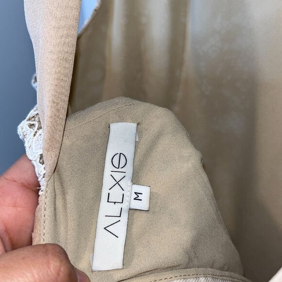 Alexis Lace Cocktail  Ivory Mini Dress Size. Medium M - Picture 8 of 12